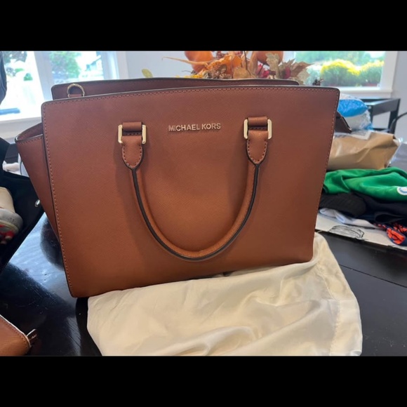 MICHAEL Michael Kors Handbags - Michael Kors Selma